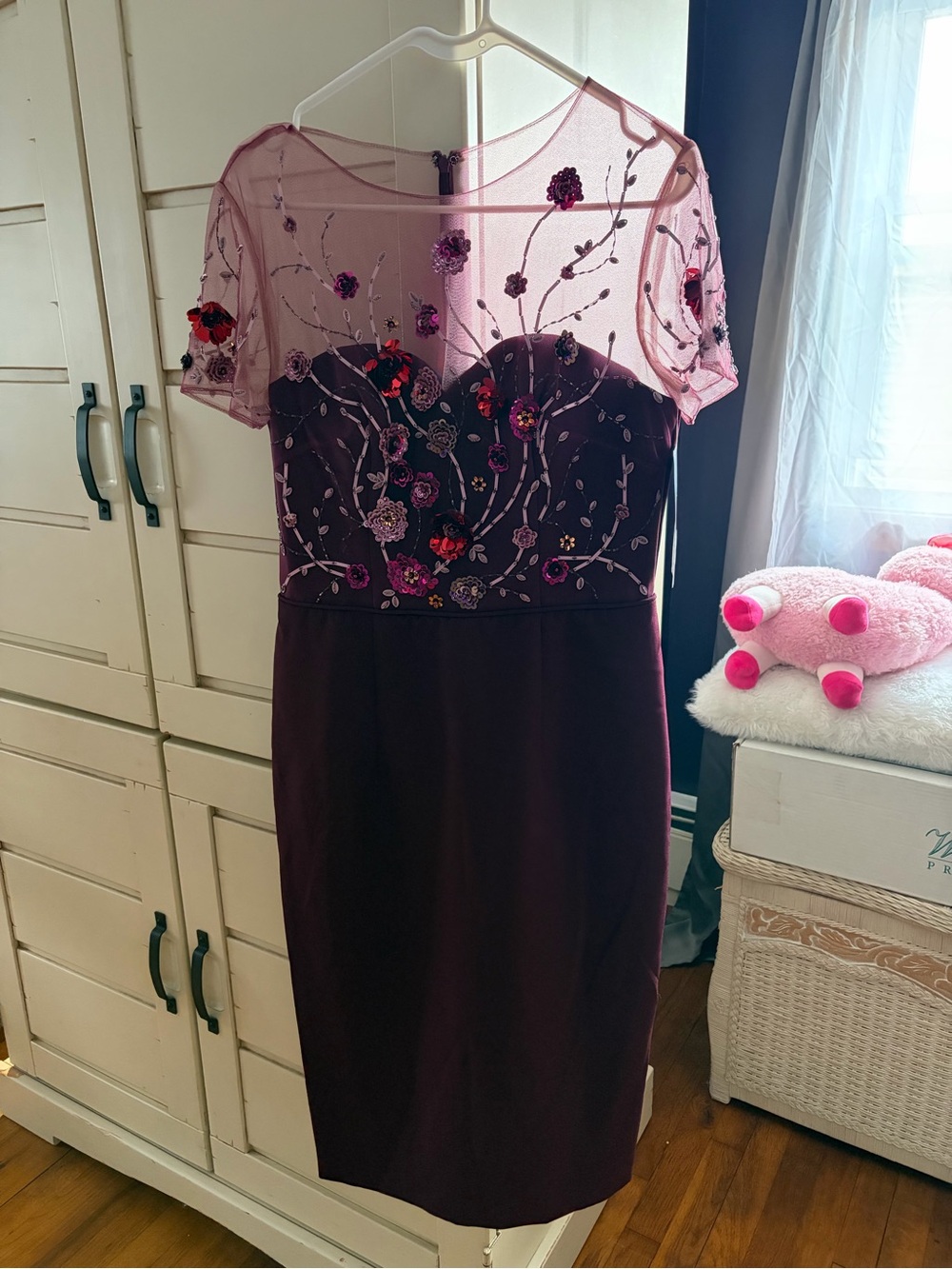 JS Collections Burgundy Floral Sequin Embroidered Mesh Sheath Dress NWT